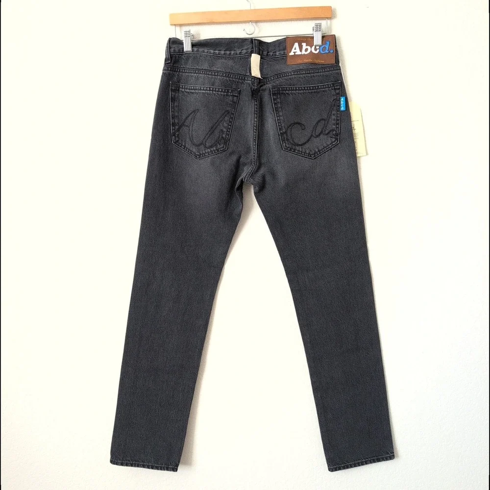 NWT Advisory Board‎ Crystals Abcd Jeans Faded Black Straight Leg Denim 30 Italy
